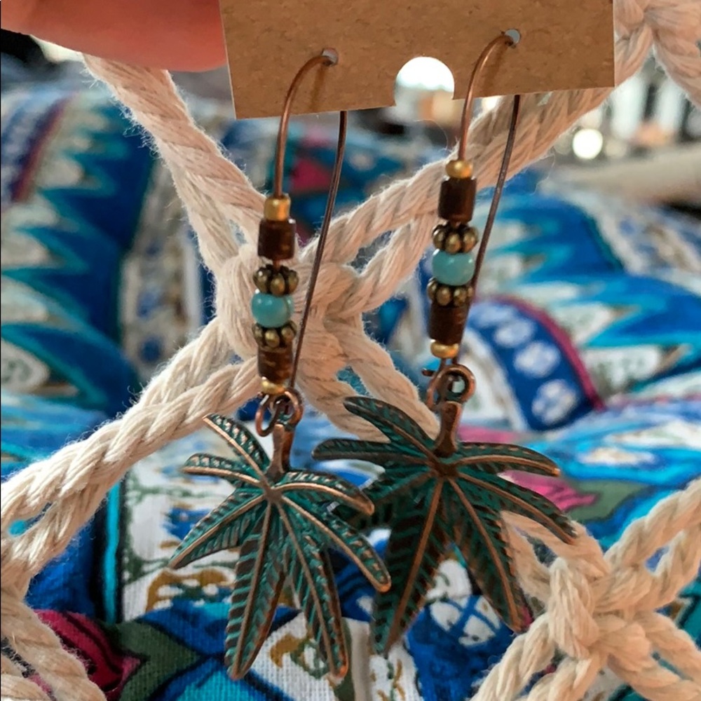 Palm Drop hand painted earrings - Picture 2 of 2